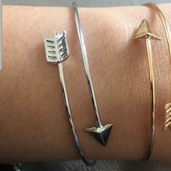 Bangle Bracelet (silver) - Picture 2 of 3